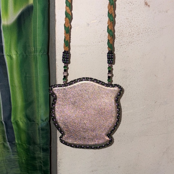 Star Wars Glittery Alien Bag with Green and Black Accents - Picture 2 of 2